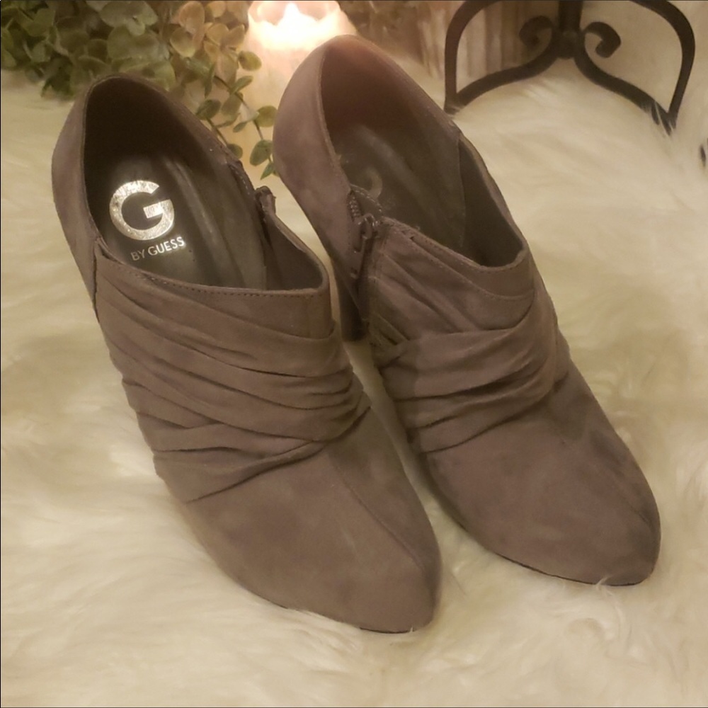 GUESS BOOTIES - Picture 8 of 9
